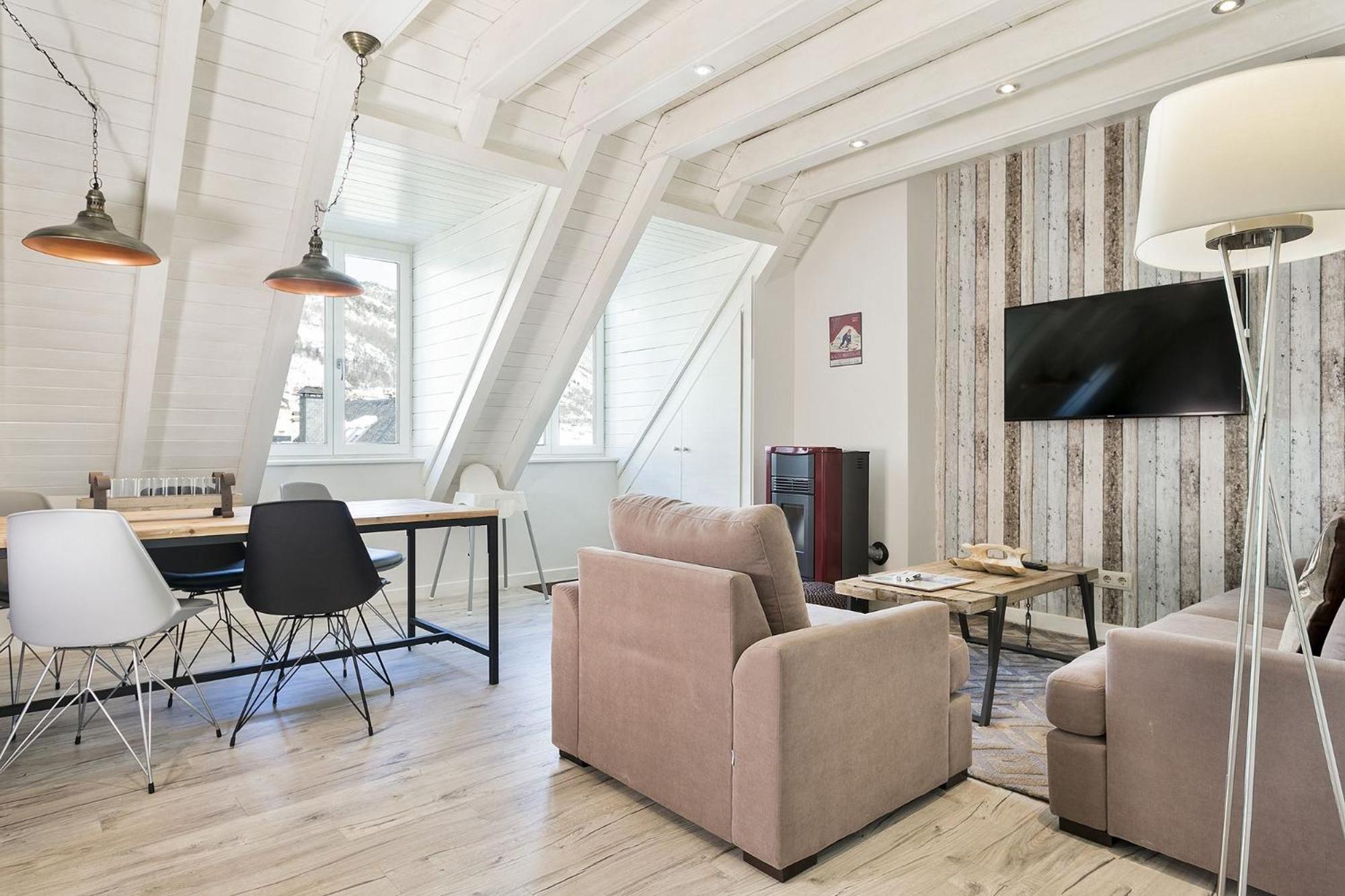 Апартаменти Luderna - Duplex Sant Miqueu В'єлья Екстер'єр фото